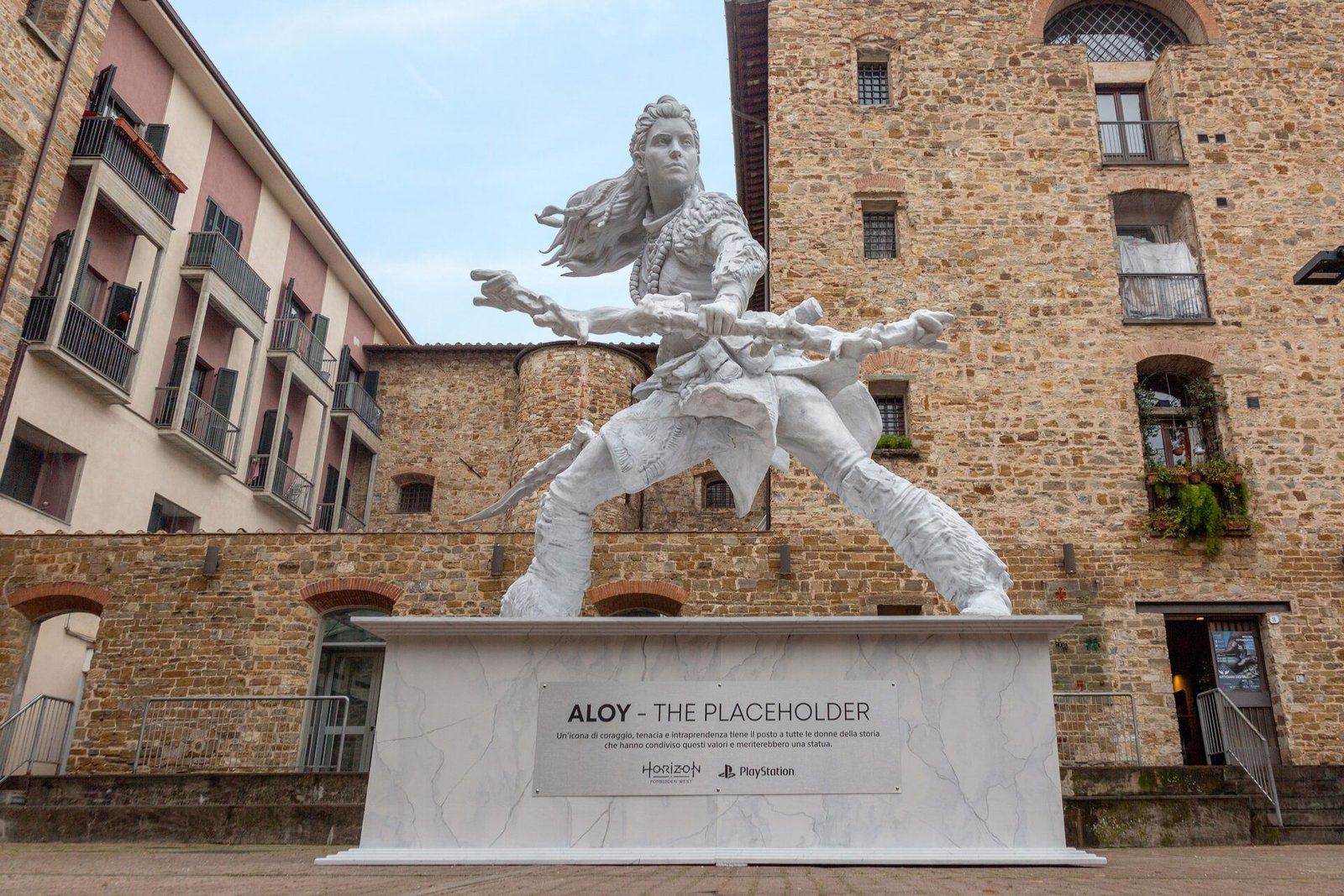 Aloy statua