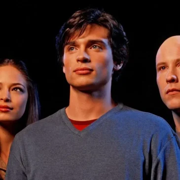 Smallville: Tom Welling rivela un finale alternativo con il costume di Superman