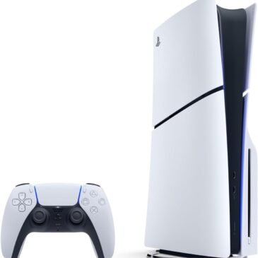 PlayStation 5 Slim con lettore Blu-Ray scontata per il Black Friday a 449,00 euro
